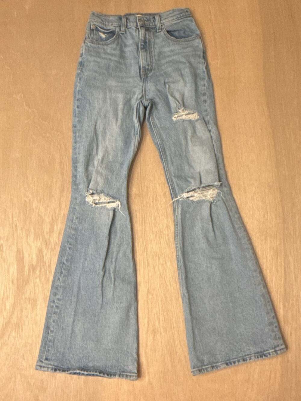 Levi's 70s High Flare Distressed Jeans Size 25
